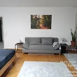 Apartamento Exklusives Lichtdurchflutetes Incl Gaestegarten Umzaeunt *