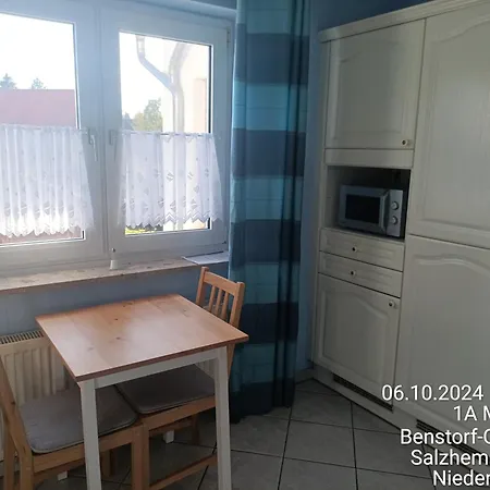 104 Qm Apartment Im Weserbergland Hunde Willkommen Lägenhet